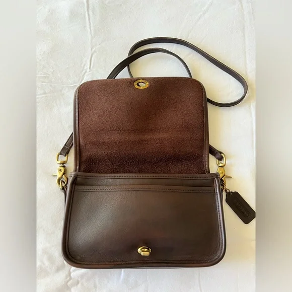 Vintage Coach Brown Leather Pocket Purse Shoulder Bag - Picture 2 of 14